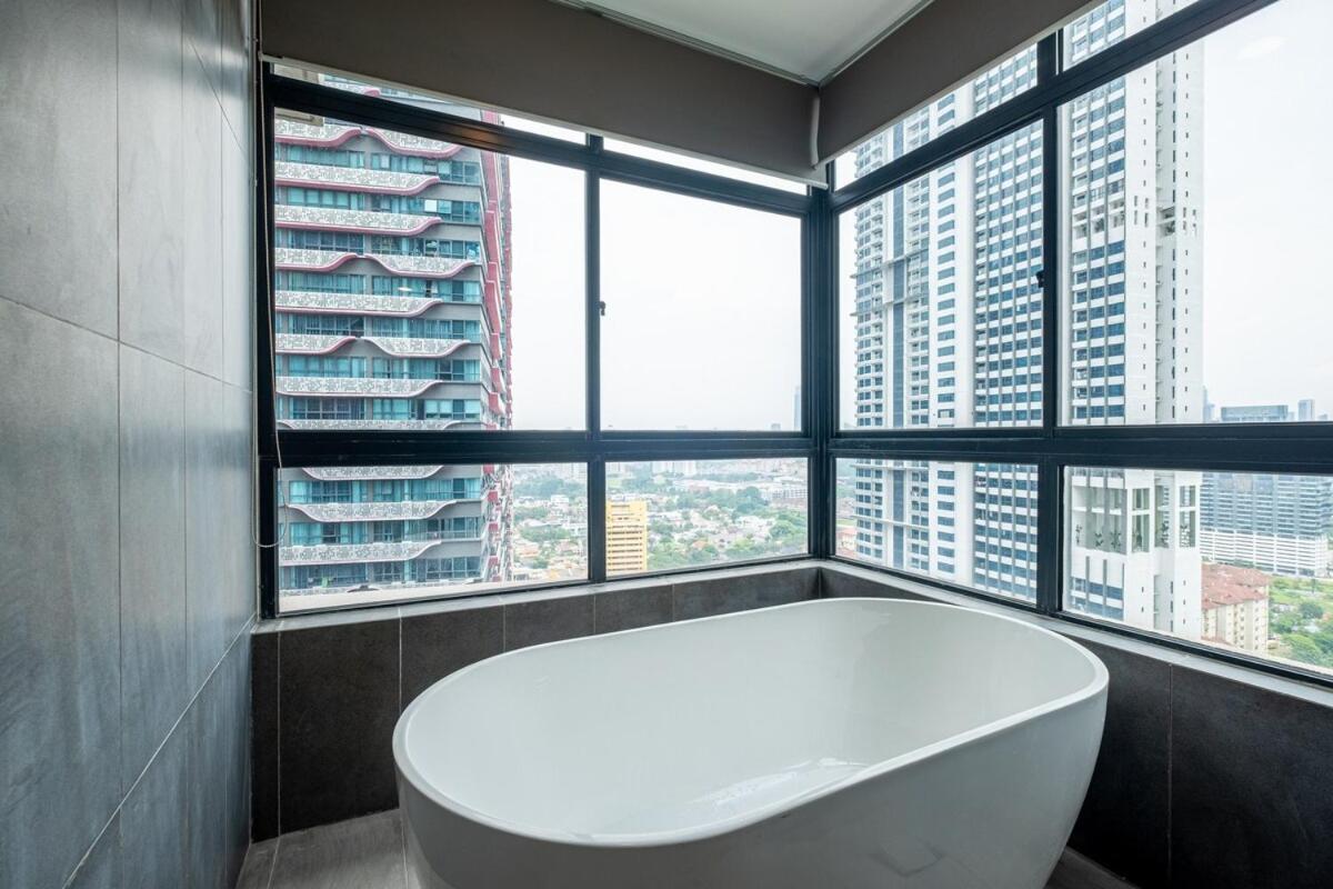 Apartamento Lego Dino Haven Astoria Ampang 12pax 6km Klcc